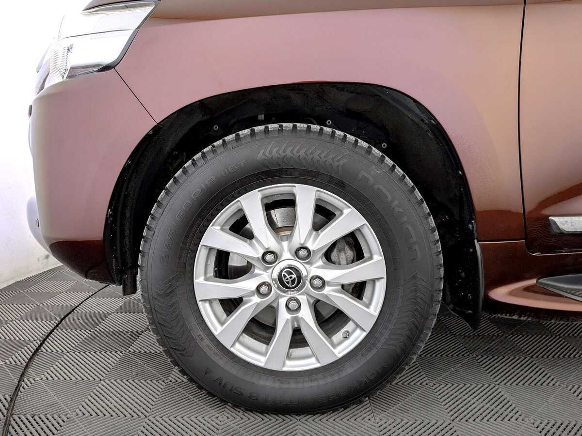 Toyota Land Cruiser с пробегом — 2018 год. Фото: #17