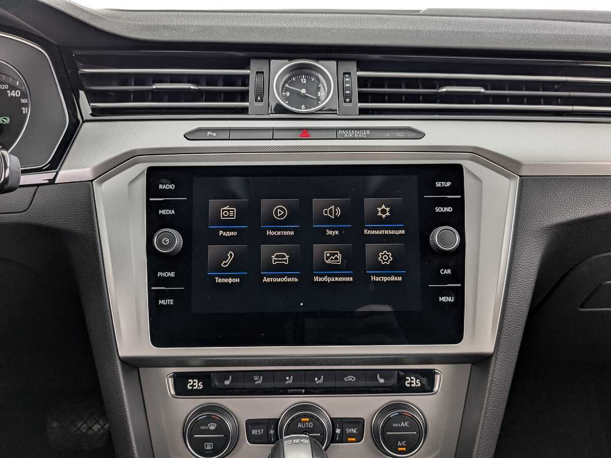 Volkswagen Passat с пробегом — 2019 год. Фото: #16