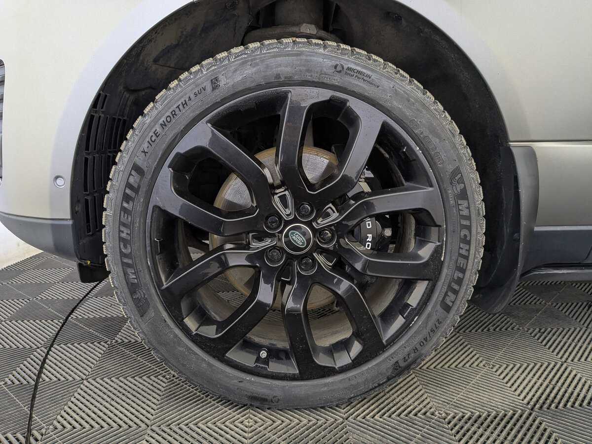 Land Rover Range Rover с пробегом — 2020 год. Фото: #11