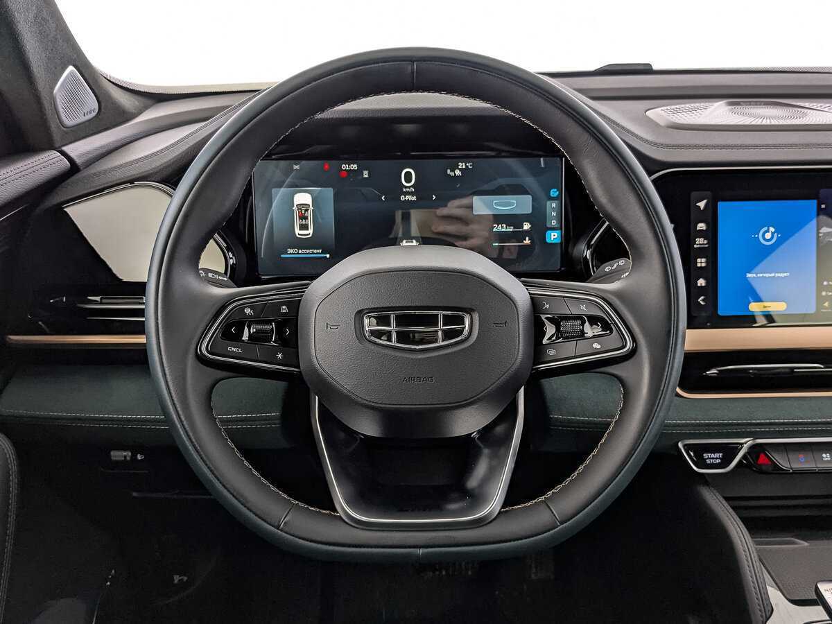 Geely Monjaro с пробегом — 2023 год. Фото: #18