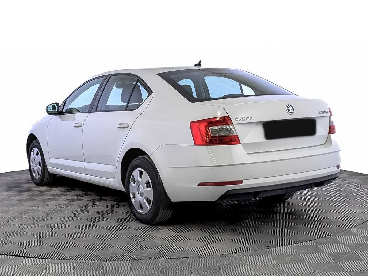 Skoda Octavia с пробегом — 2019 год. Фото: #6