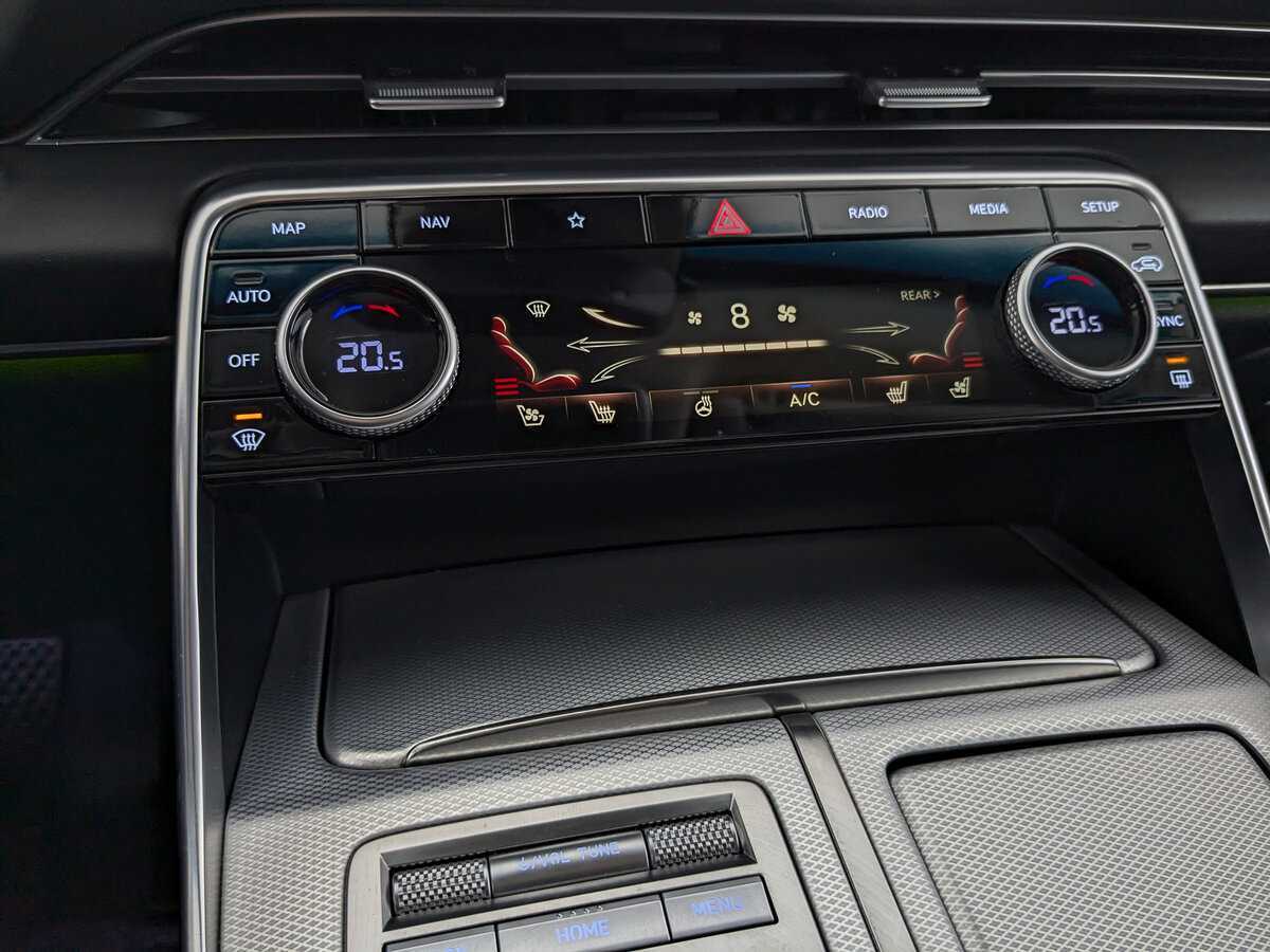 Genesis GV80 с пробегом — 2021 год. Фото: #25