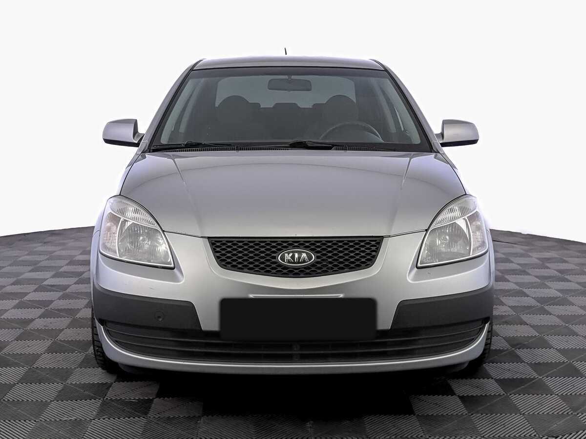 Kia Rio с пробегом — 2007 год. Фото: #1