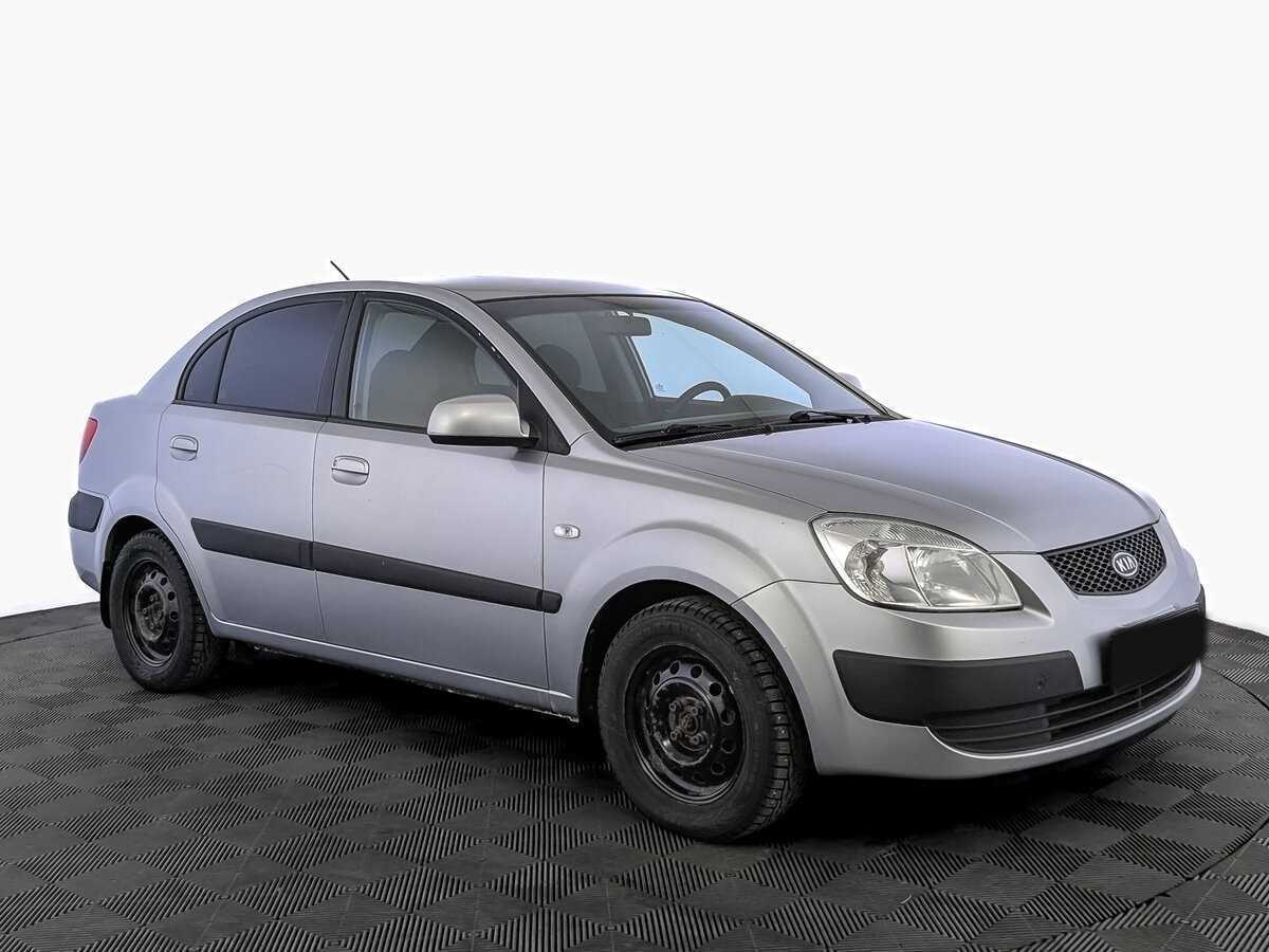 Kia Rio с пробегом — 2007 год. Фото: #2