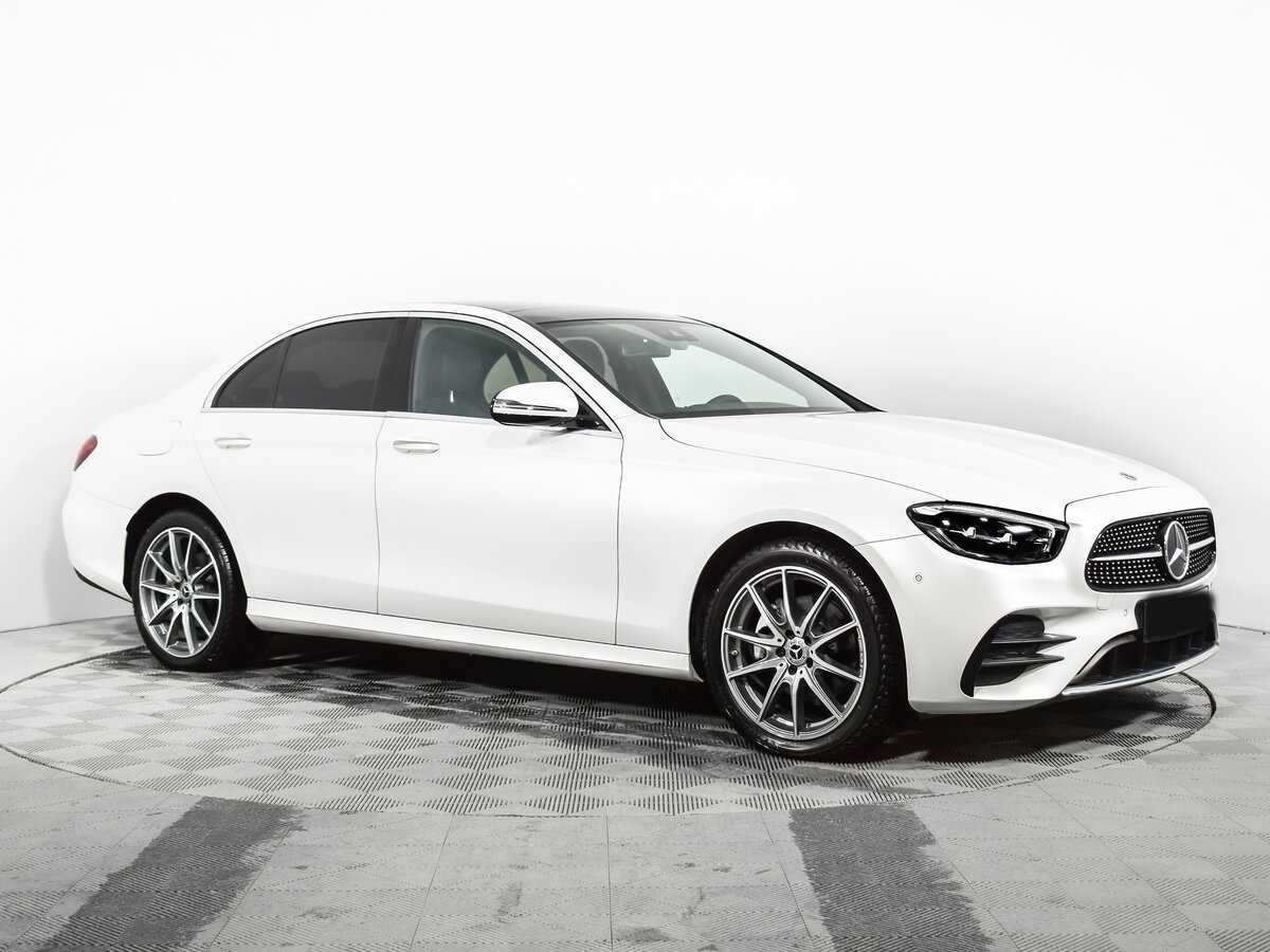 Mercedes-Benz E-Класс с пробегом — 2021 год. Фото: #2