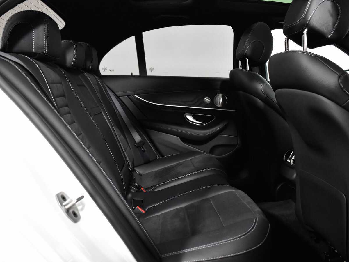 Mercedes-Benz E-Класс с пробегом — 2021 год. Фото: #12