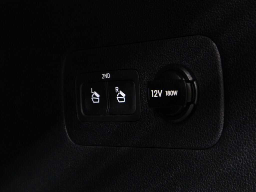 Hyundai Santa Fe с пробегом — 2021 год. Фото: #11