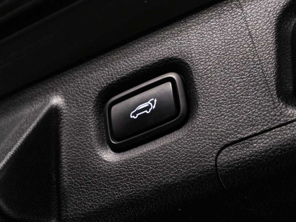 Hyundai Santa Fe с пробегом — 2021 год. Фото: #14