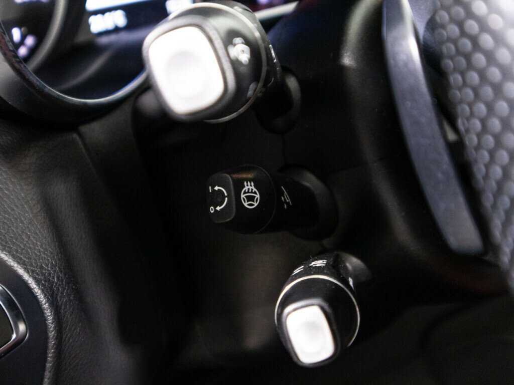 Mercedes-Benz GLC Coupe с пробегом — 2018 год. Фото: #17