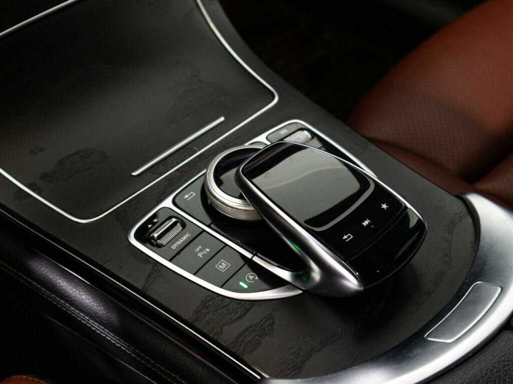 Mercedes-Benz GLC Coupe с пробегом — 2018 год. Фото: #19