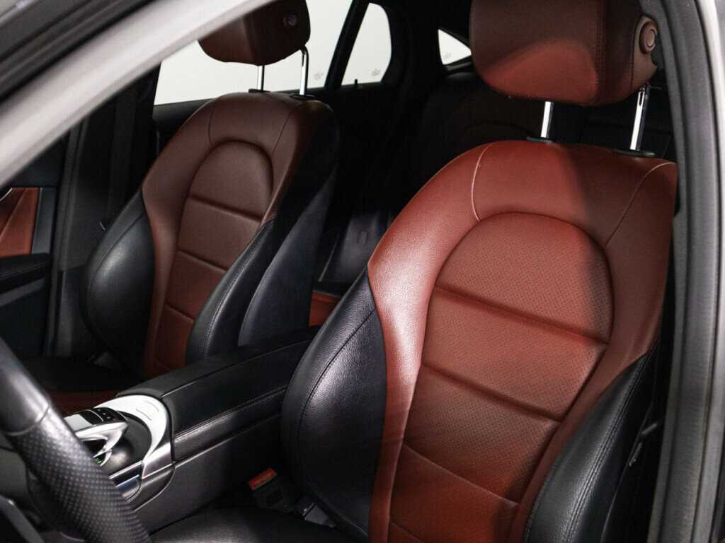 Mercedes-Benz GLC Coupe с пробегом — 2018 год. Фото: #20