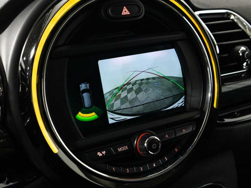 Mini Clubman с пробегом — 2020 год. Фото: #14