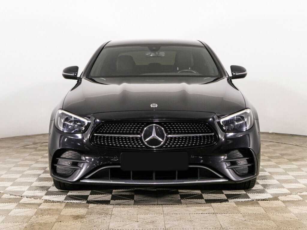 Mercedes-Benz E-Класс с пробегом — 2020 год. Фото: #1