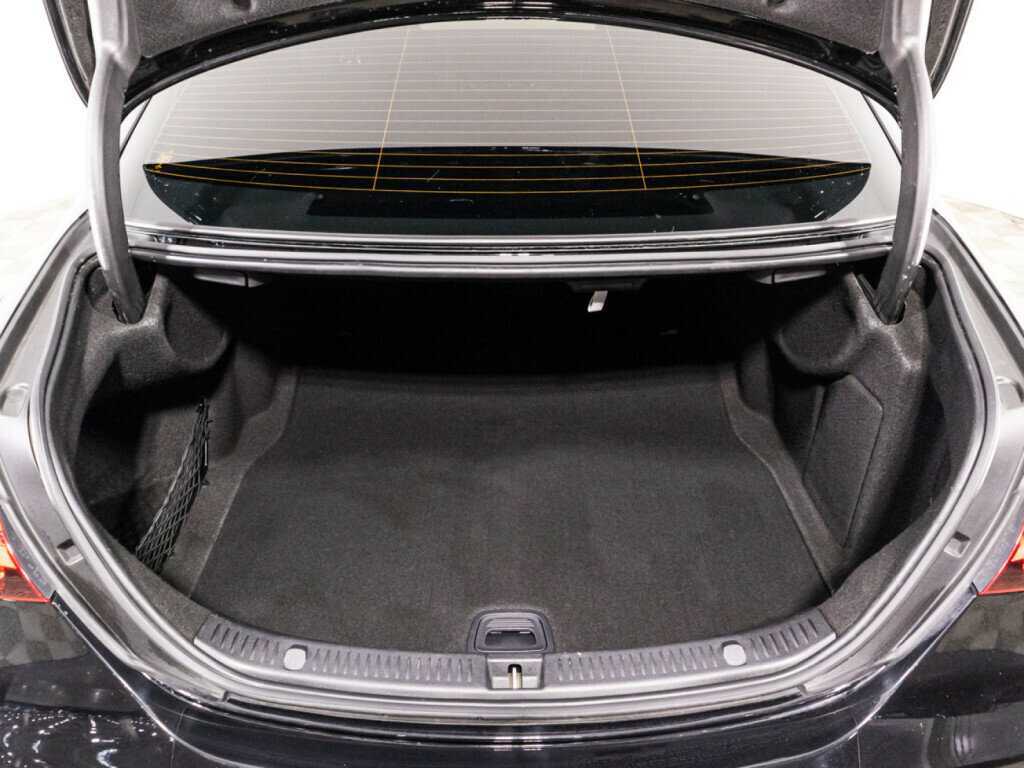 Mercedes-Benz E-Класс с пробегом — 2020 год. Фото: #14