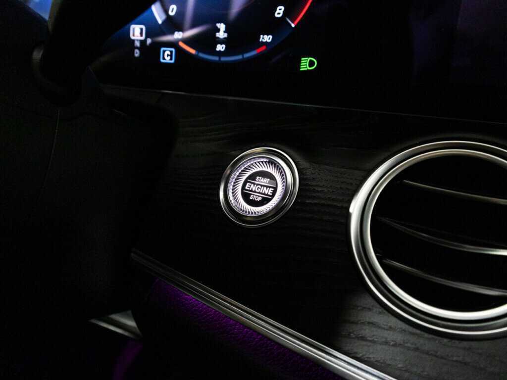 Mercedes-Benz E-Класс с пробегом — 2020 год. Фото: #19