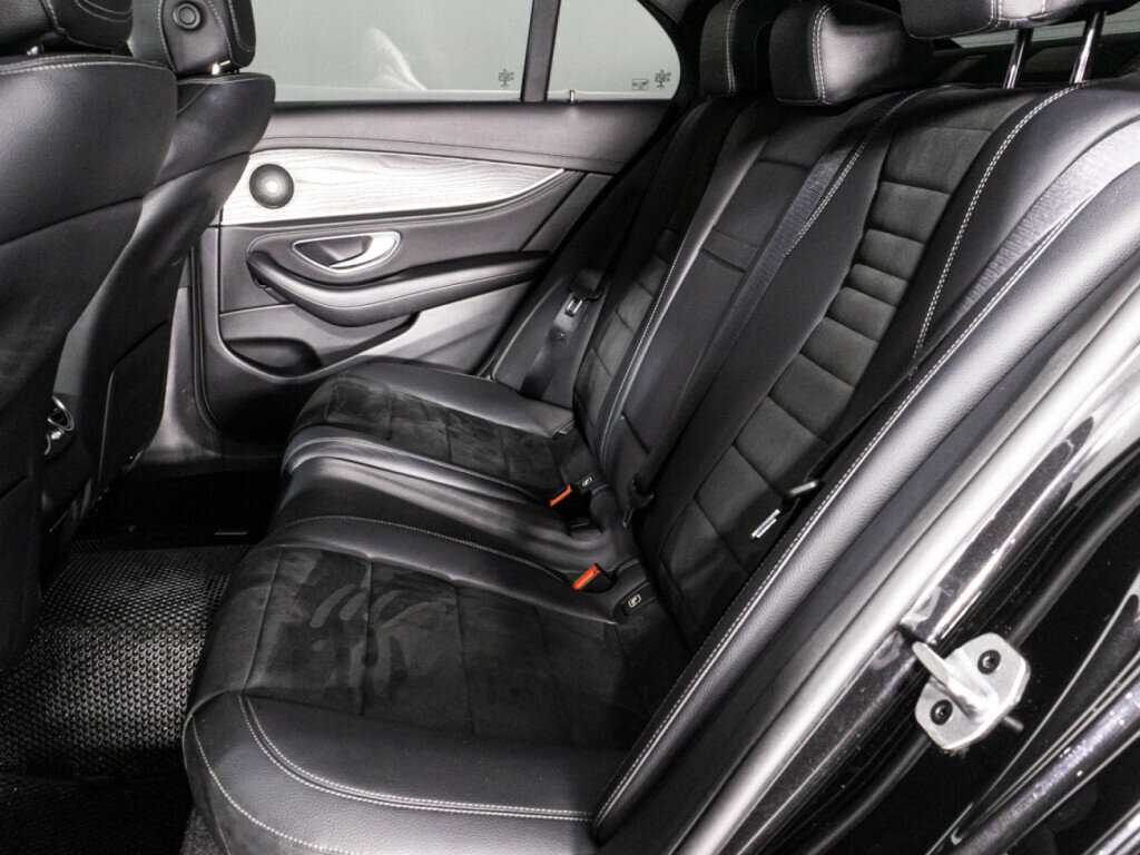 Mercedes-Benz E-Класс с пробегом — 2019 год. Фото: #9