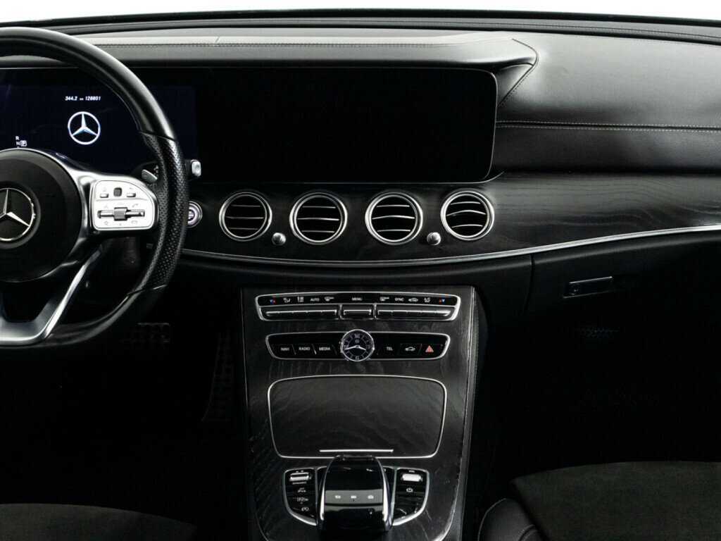 Mercedes-Benz E-Класс с пробегом — 2019 год. Фото: #13