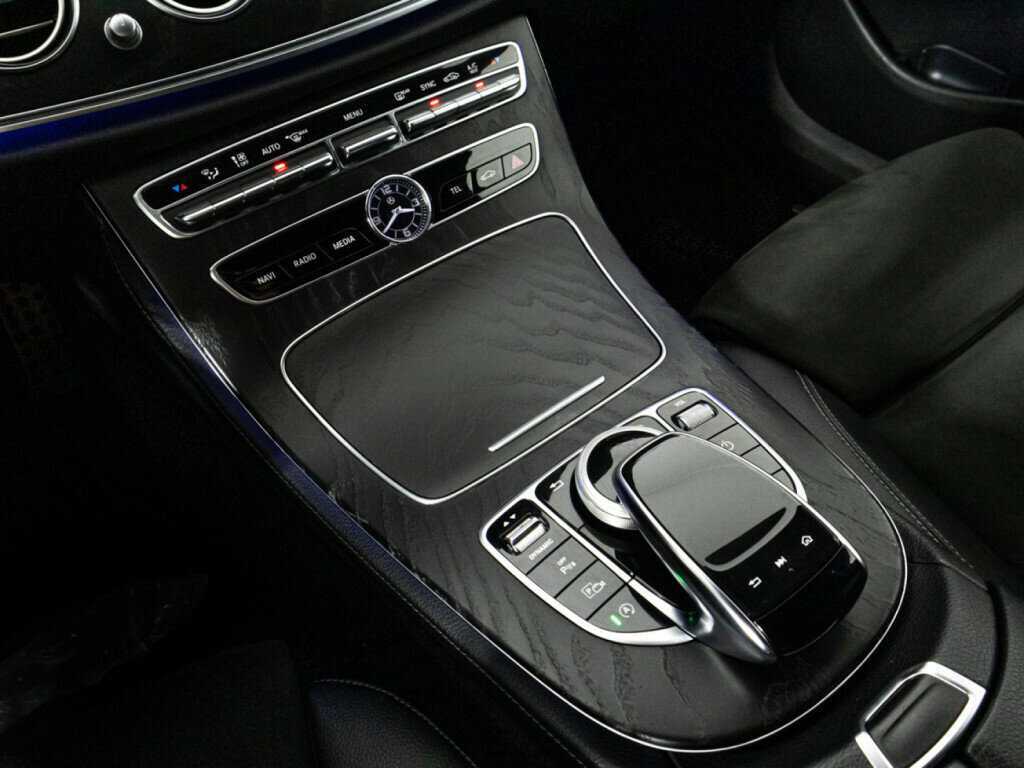 Mercedes-Benz E-Класс с пробегом — 2019 год. Фото: #16