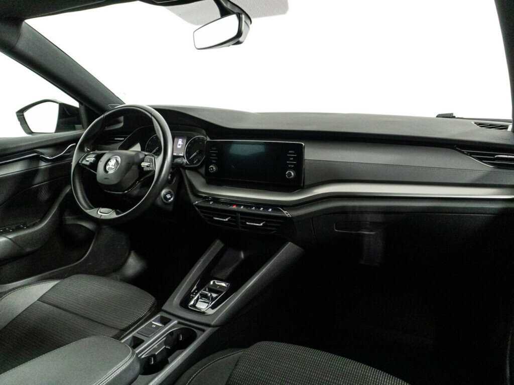 Skoda Octavia с пробегом — 2021 год. Фото: #8