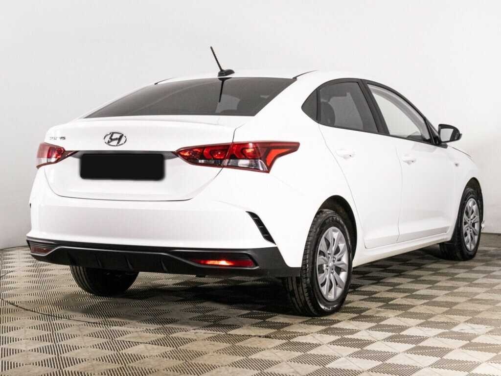 Hyundai Solaris с пробегом — 2022 год. Фото: #4