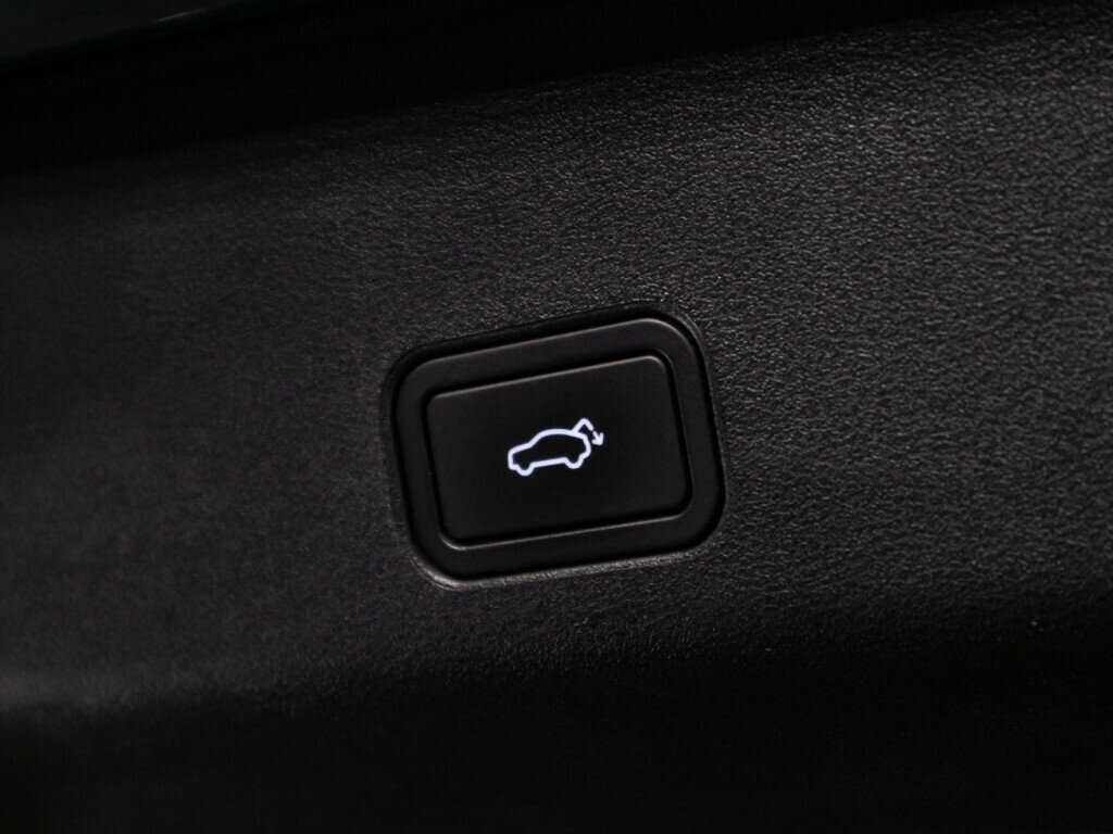 Geely Monjaro с пробегом — 2023 год. Фото: #12