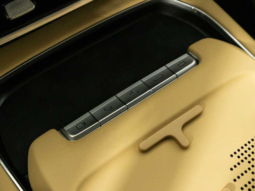 Voyah Free с пробегом — 2023 год. Фото: #17