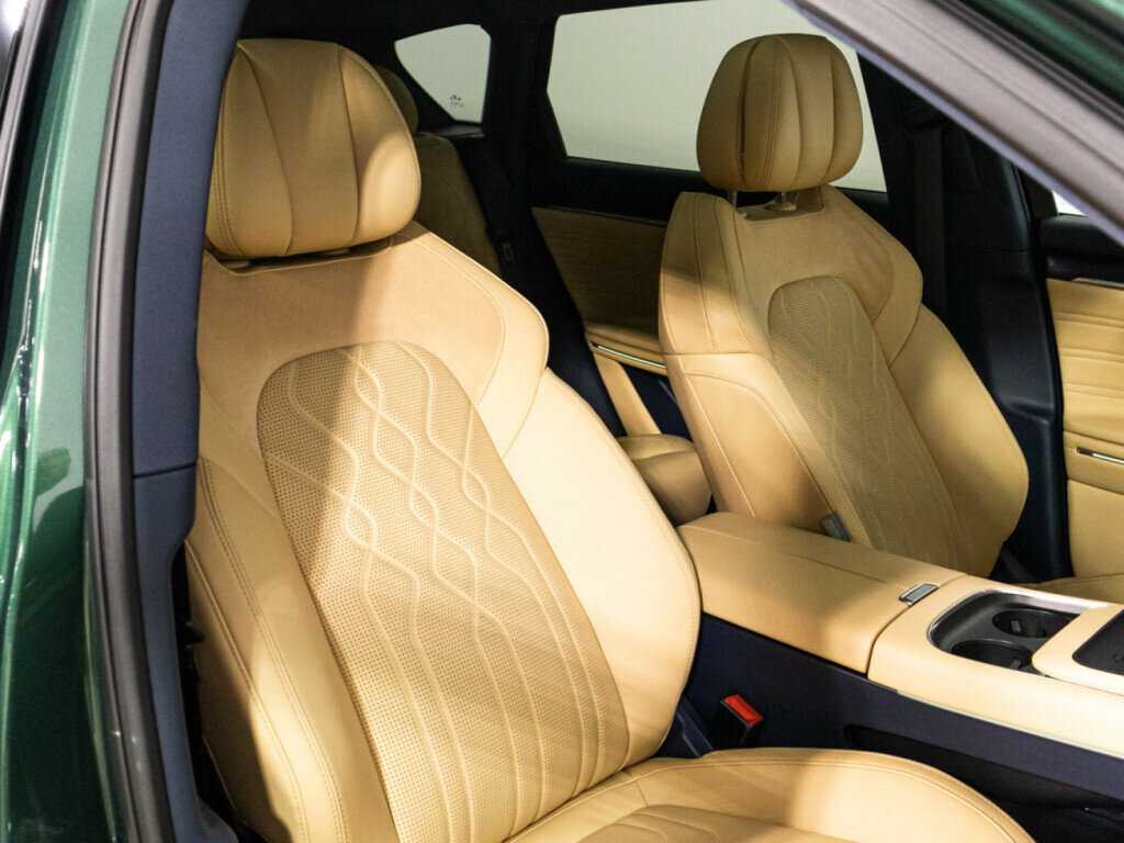 Voyah Free с пробегом — 2023 год. Фото: #23