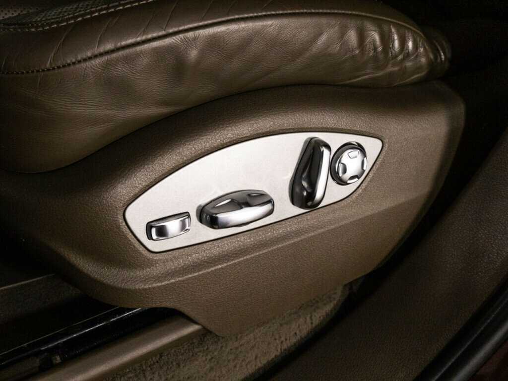 Porsche Cayenne с пробегом — 2010 год. Фото: #21