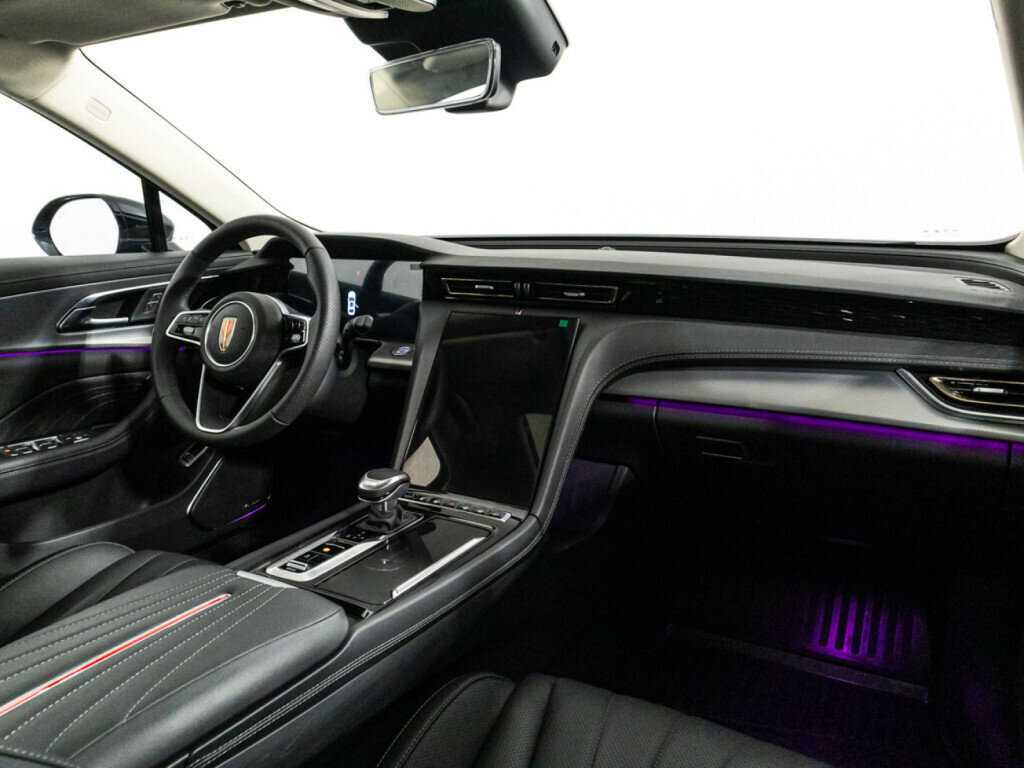 Hongqi H5 с пробегом — 2023 год. Фото: #8