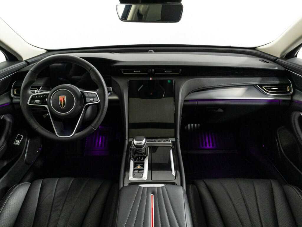 Hongqi H5 с пробегом — 2023 год. Фото: #12