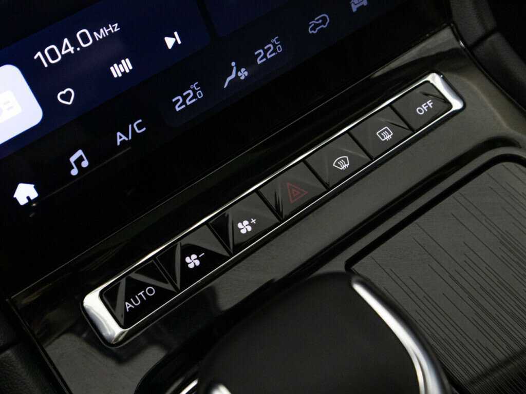 Hongqi H5 с пробегом — 2023 год. Фото: #17