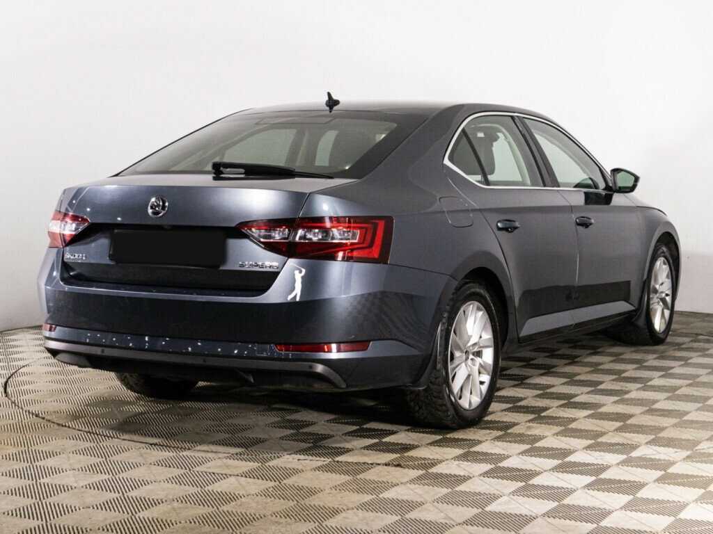 Skoda Superb с пробегом — 2018 год. Фото: #4