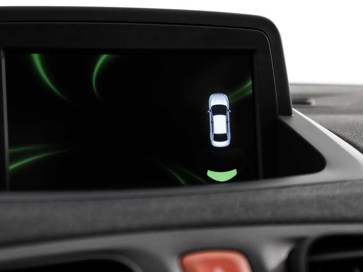 Renault Megane с пробегом — 2014 год. Фото: #16