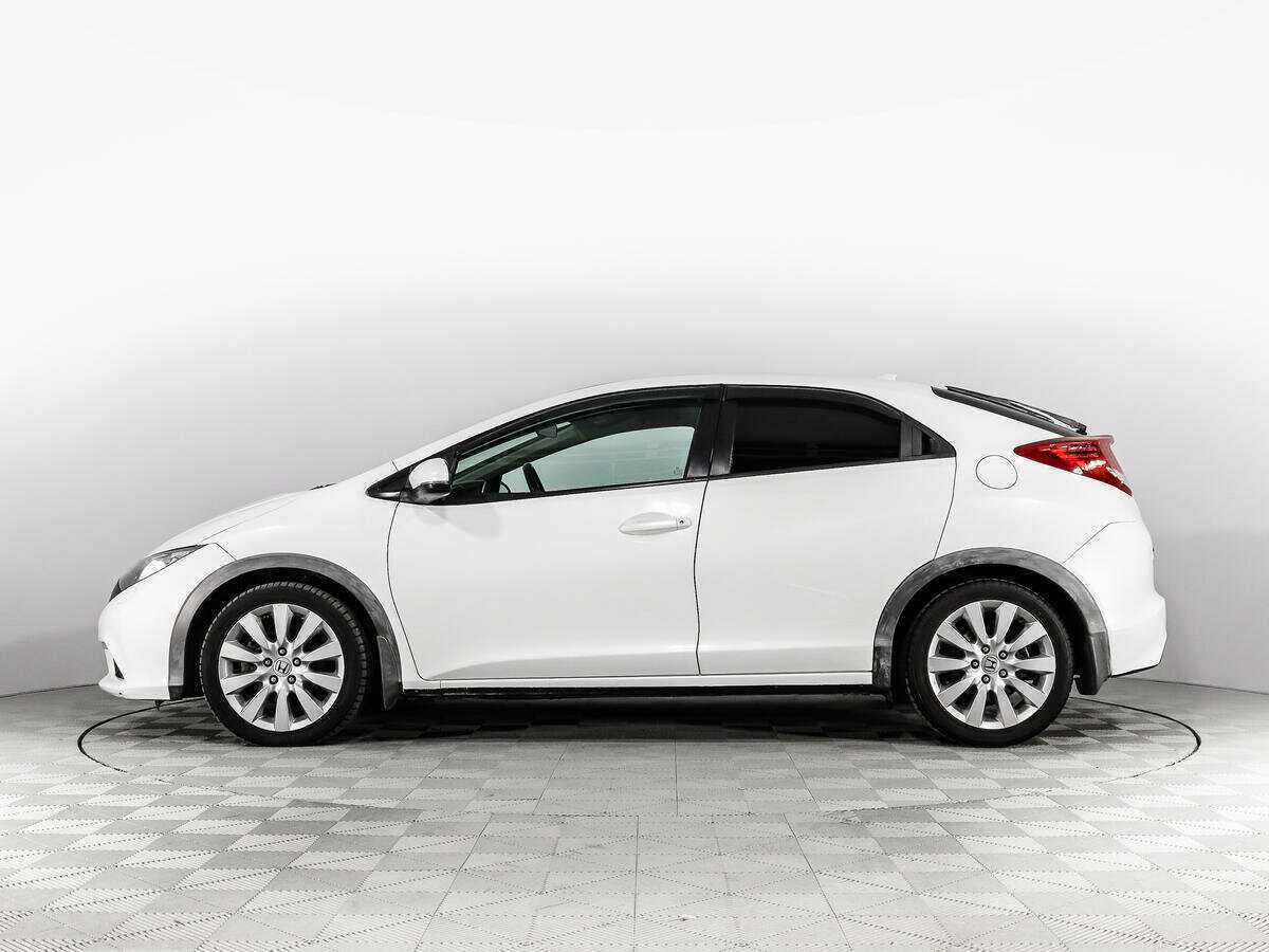 Honda Civic с пробегом — 2012 год. Фото: #7