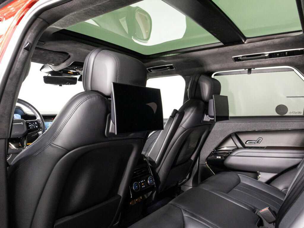 Land Rover Range Rover Sport с пробегом — 2022 год. Фото: #18