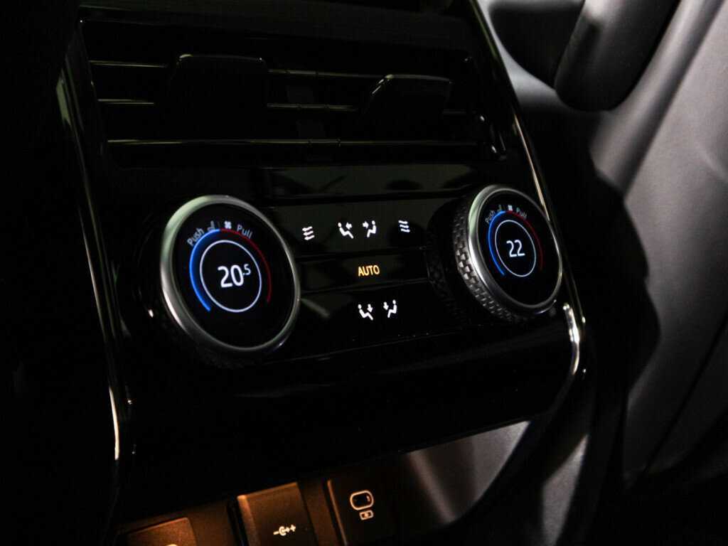 Land Rover Range Rover Sport с пробегом — 2022 год. Фото: #19