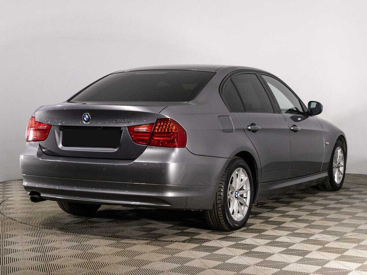 BMW 3 серии с пробегом — 2011 год. Фото: #4