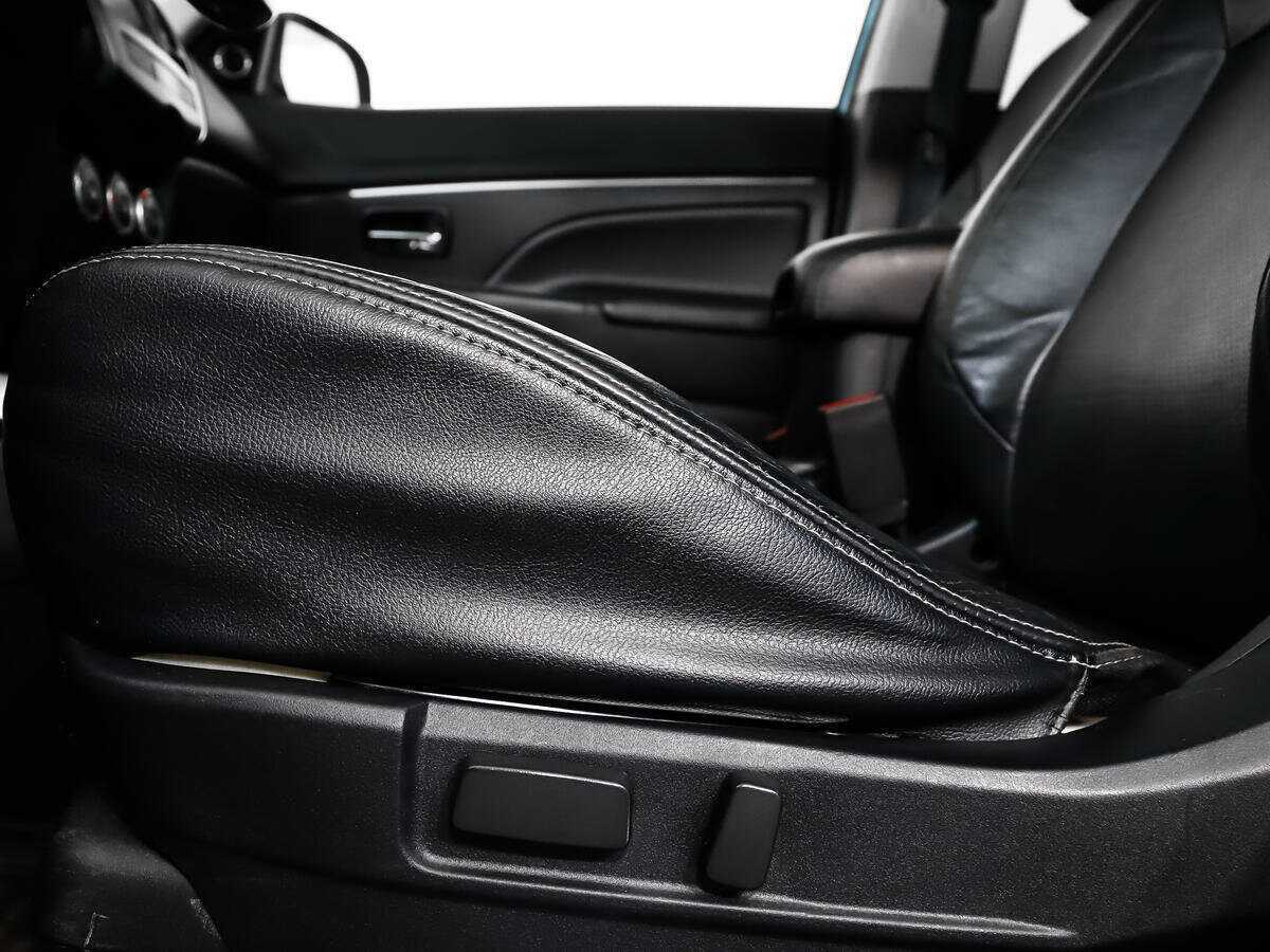 Mitsubishi ASX с пробегом — 2010 год. Фото: #8