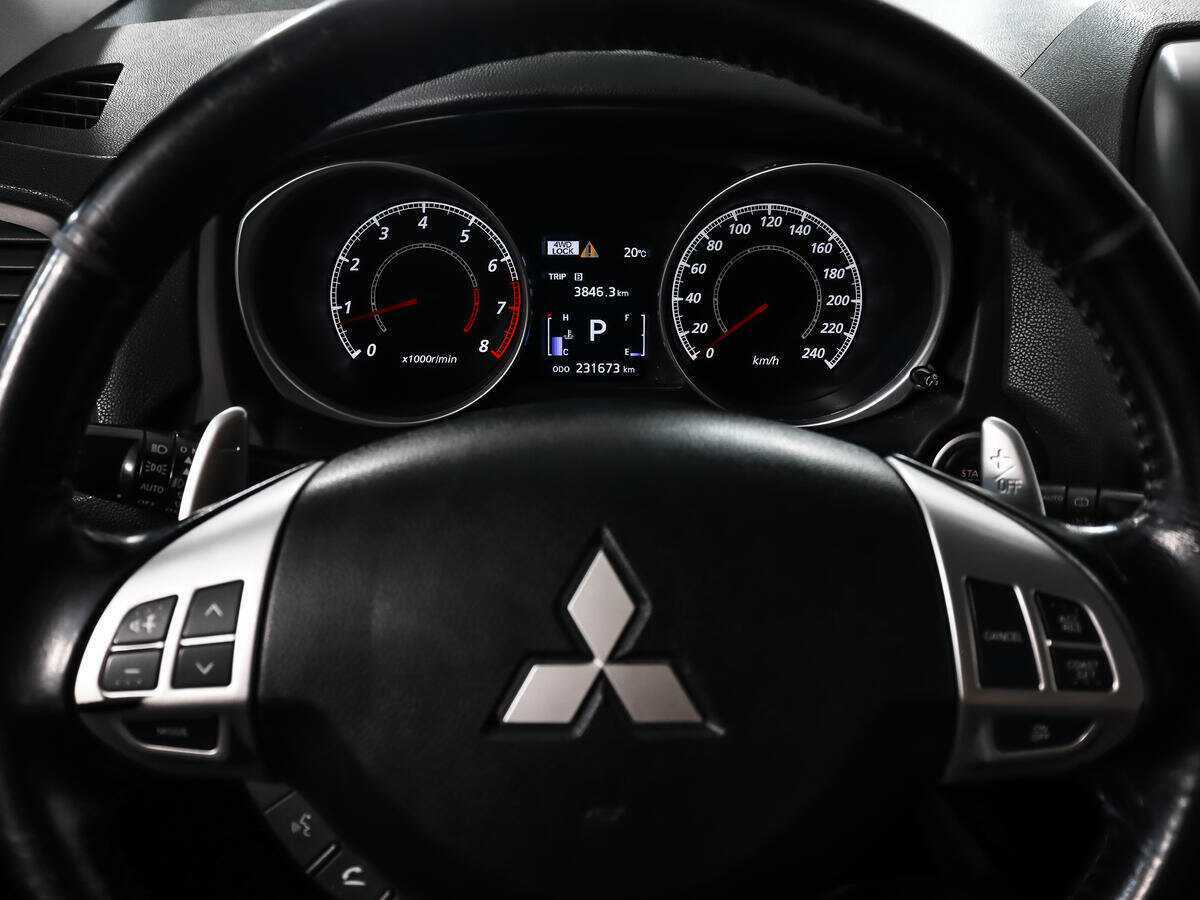 Mitsubishi ASX с пробегом — 2010 год. Фото: #16