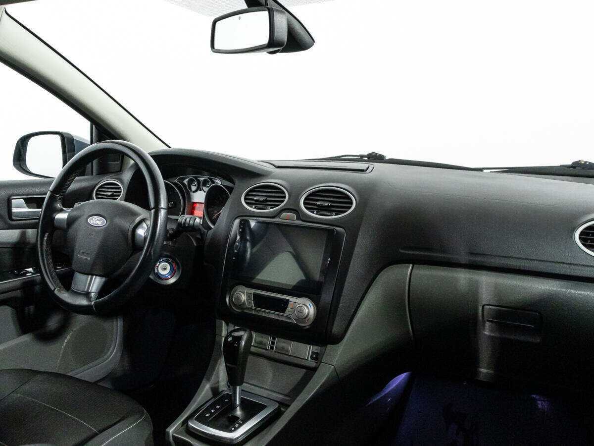 Ford Focus с пробегом — 2010 год. Фото: #8