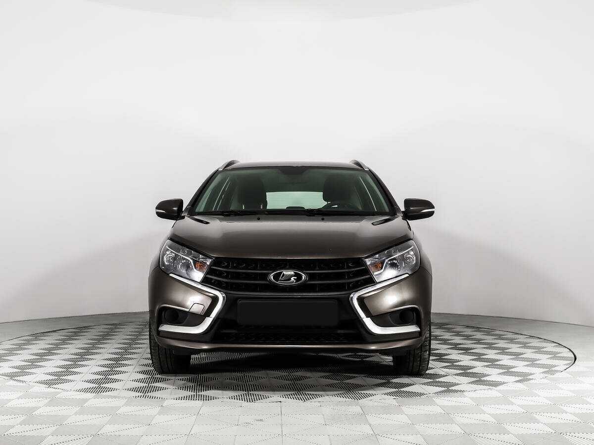 Lada (ВАЗ) Vesta с пробегом — 2019 год. Фото: #1