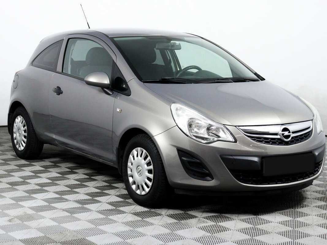 Opel Corsa с пробегом — 2011 год. Фото: #2