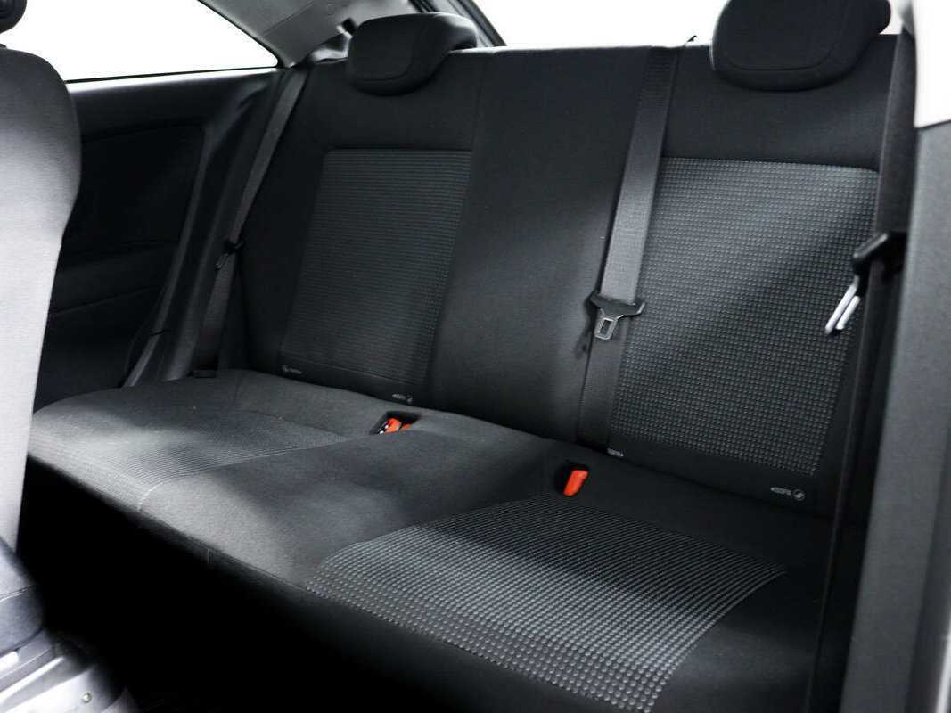 Opel Corsa с пробегом — 2011 год. Фото: #11