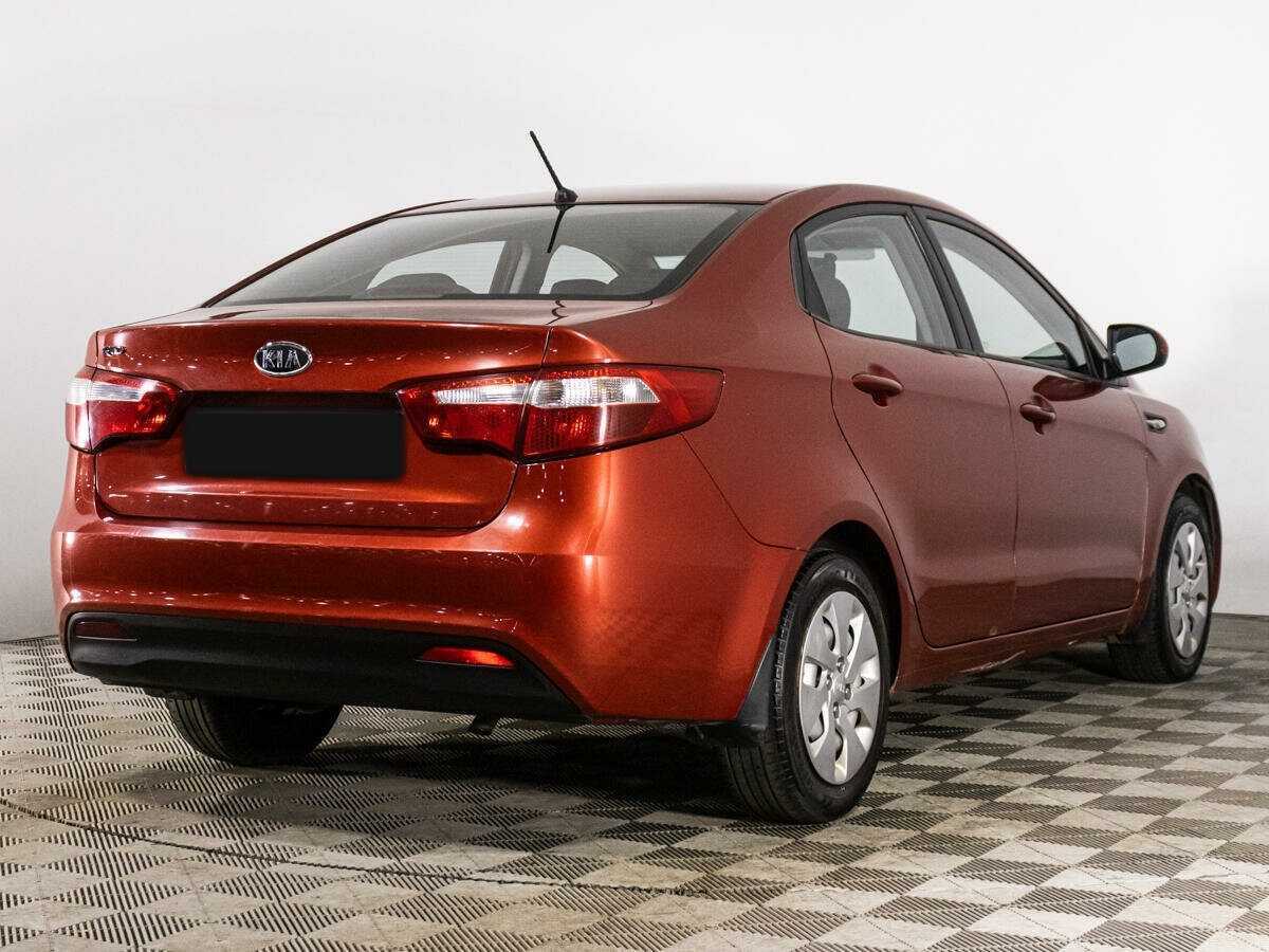 Kia Rio с пробегом — 2011 год. Фото: #4