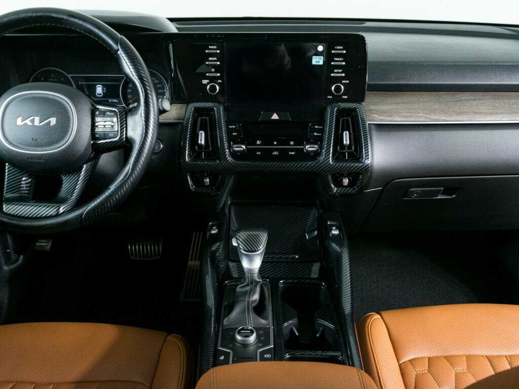 Kia Sorento с пробегом — 2023 год. Фото: #11