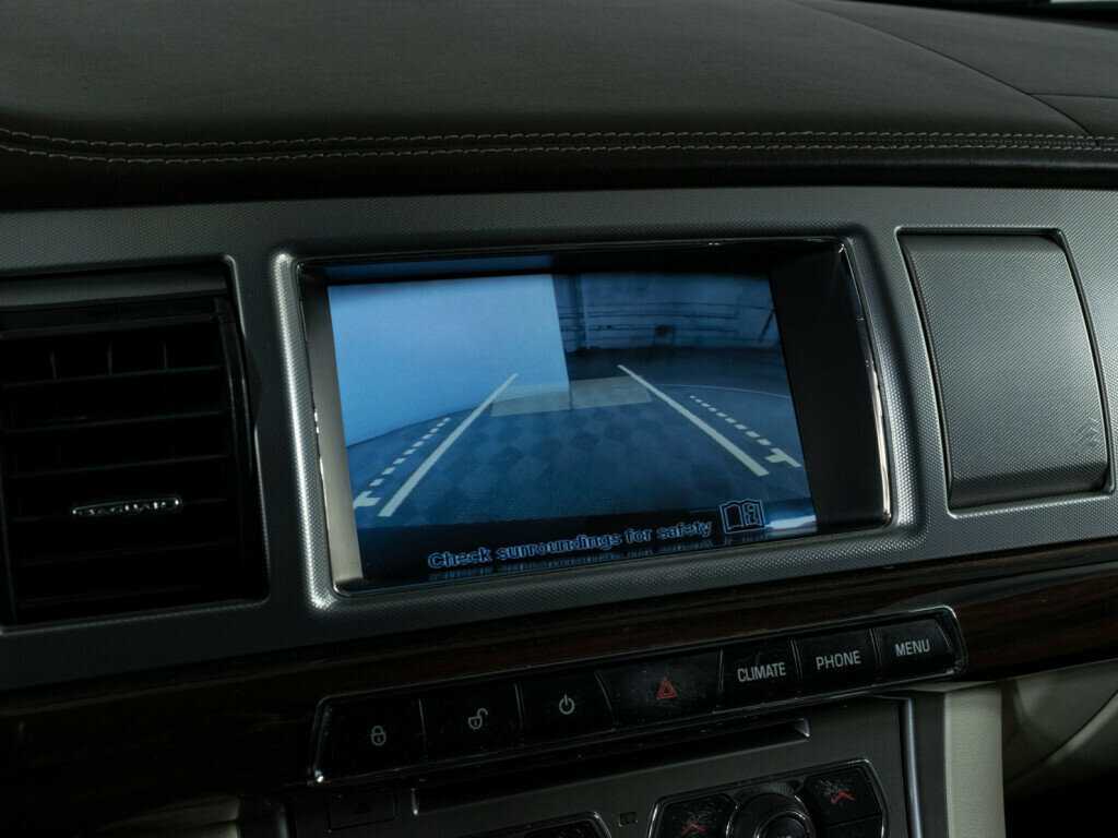 Jaguar XF с пробегом — 2011 год. Фото: #16