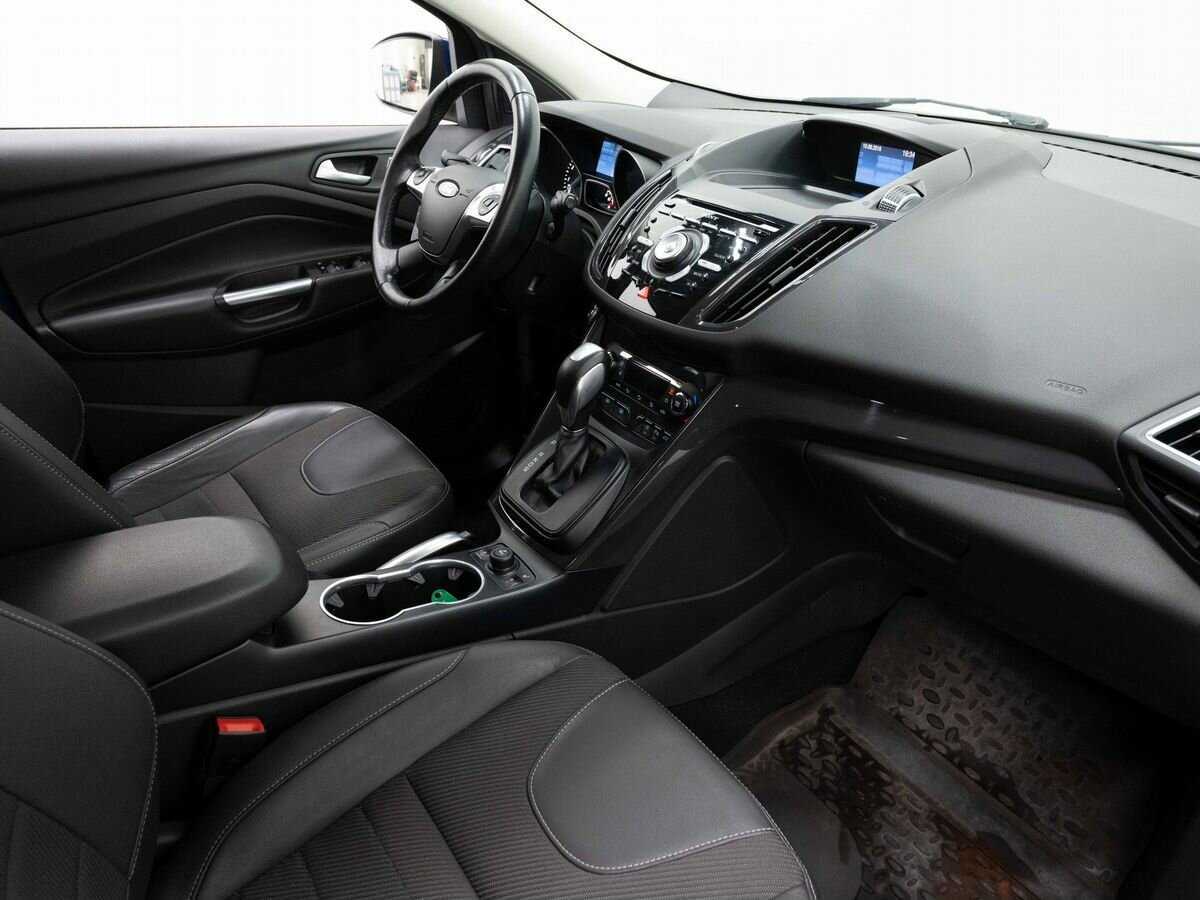 Ford Kuga с пробегом — 2016 год. Фото: #11