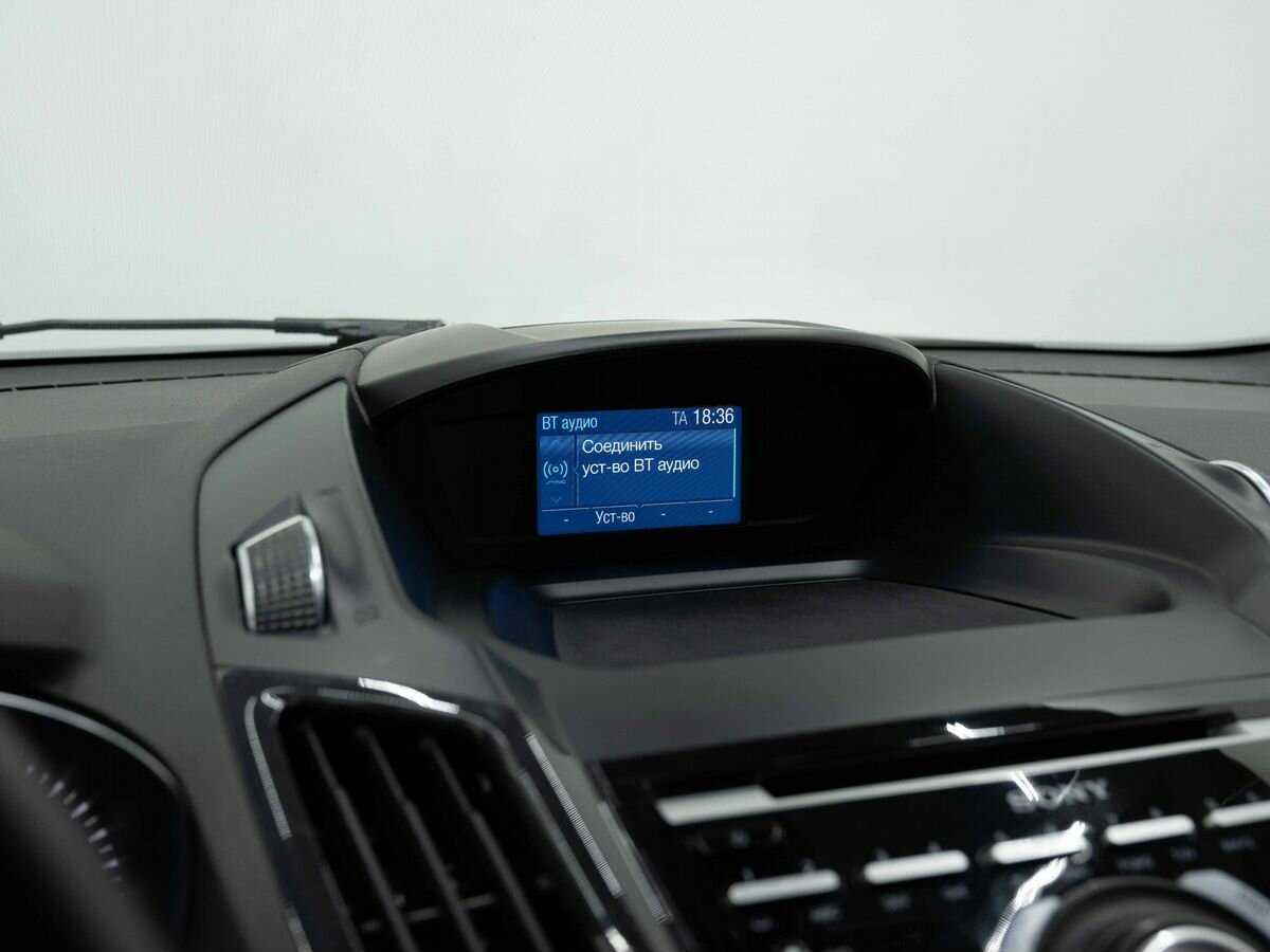 Ford Kuga с пробегом — 2016 год. Фото: #20