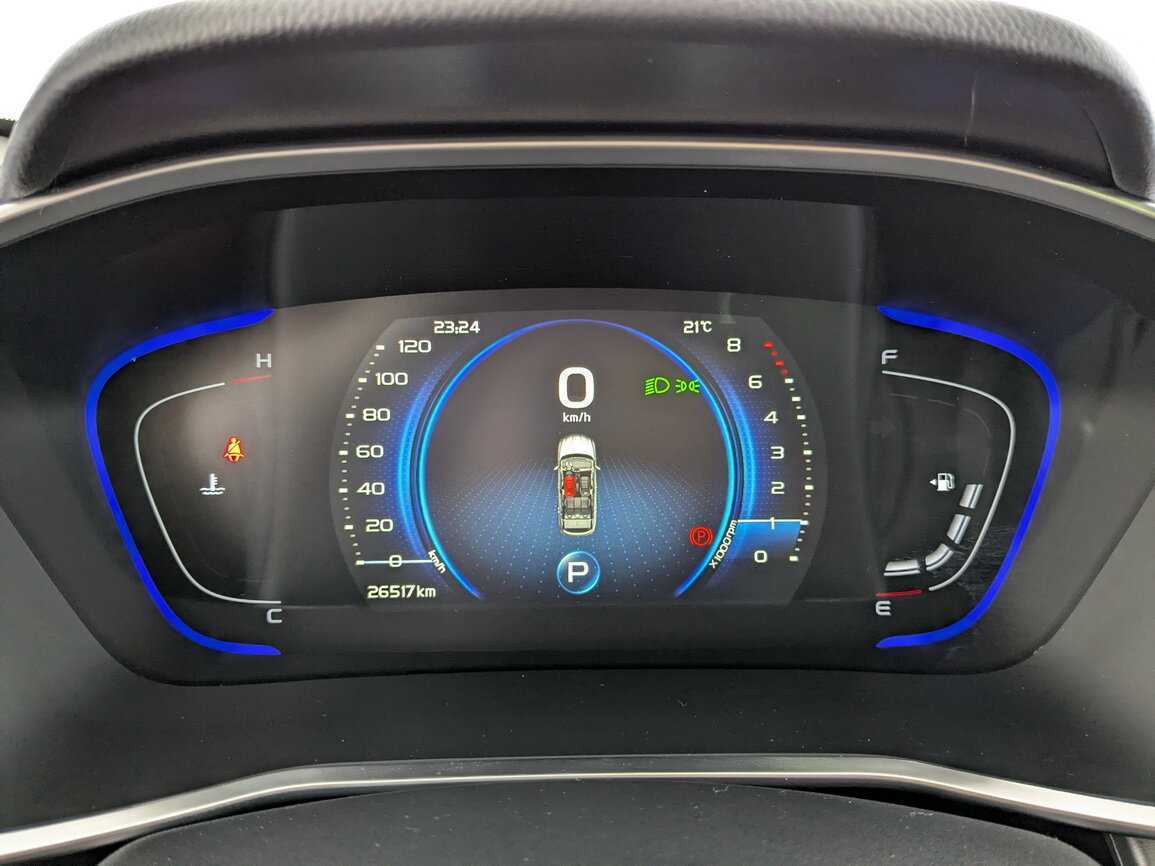 Geely Coolray с пробегом — 2022 год. Фото: #11