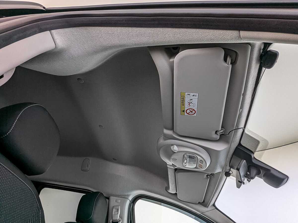 Opel Combo с пробегом — 2021 год. Фото: #21